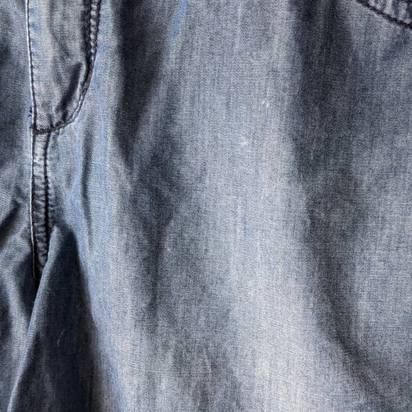 Tommy Bahama Blue Jean Shorts denim 14 chambray - Picture 9 of 11